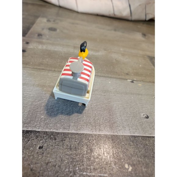 Pluto in Boat Disney toy Pixar Nile Nellie - Picture 3 of 5